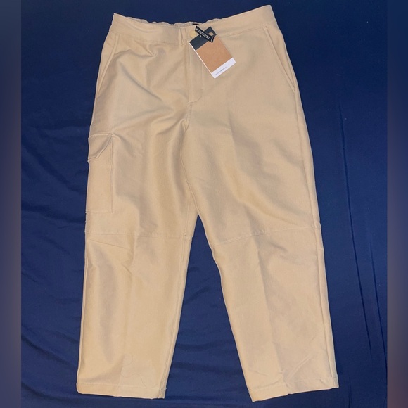 Brand: The North Face; Color: Khaki; Size:L; Condition: New never used - Picture 3 of 9